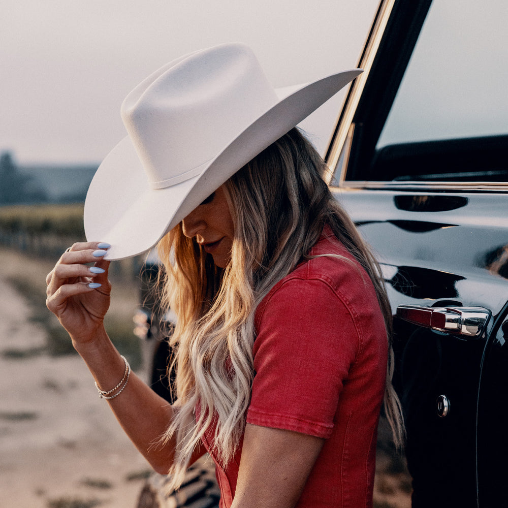 The Cowgirl Hat - Charlie 1 Horse