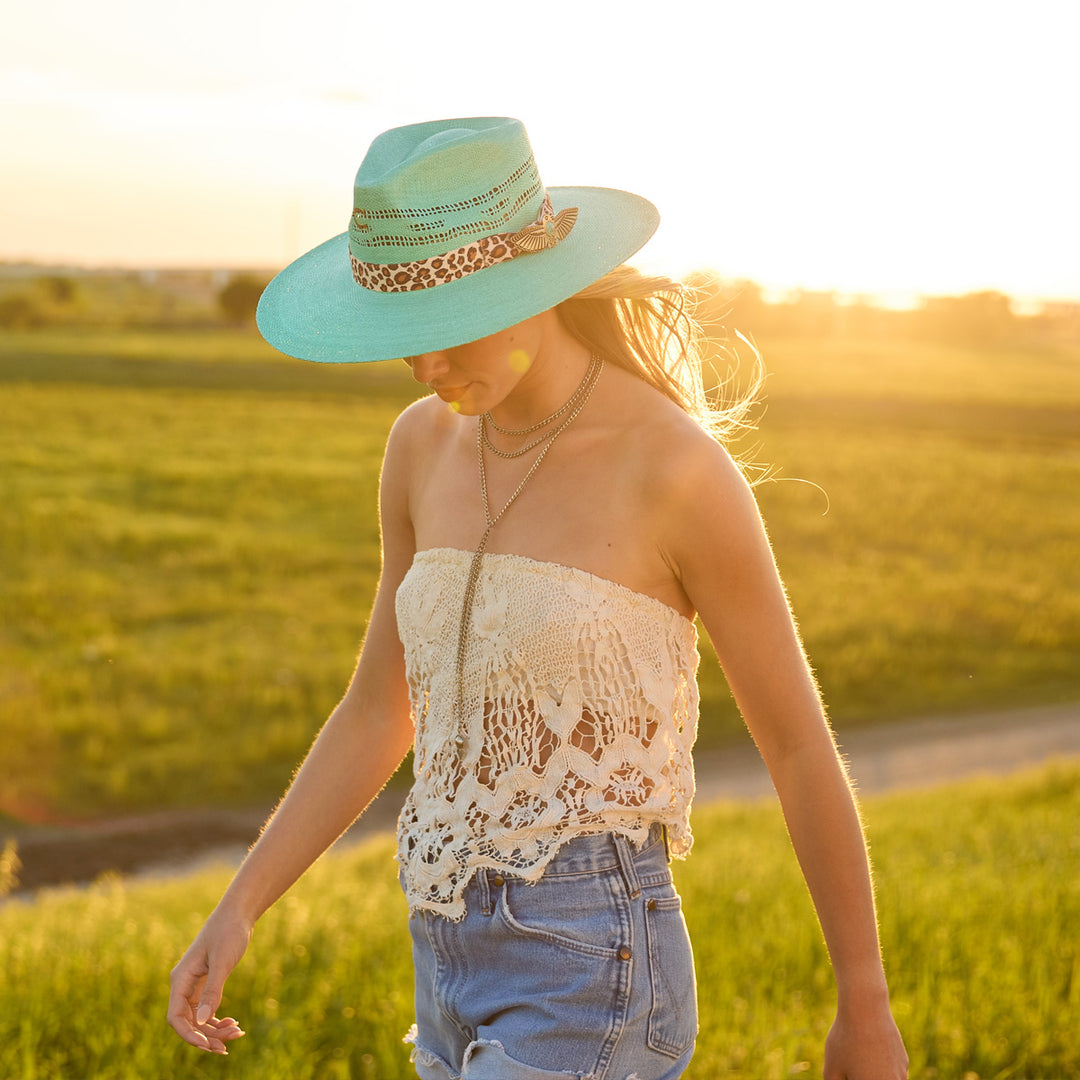 Right Meow Fashion Hat - Charlie 1 Horse